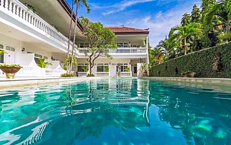 Akaya Bali