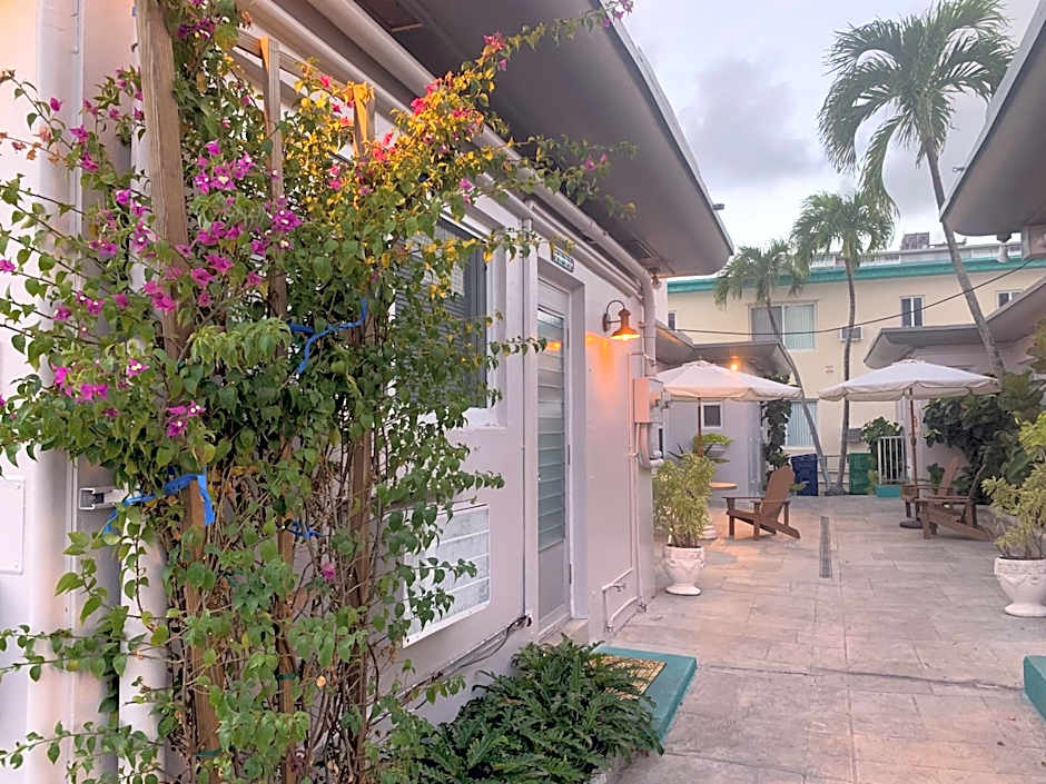 Tiana Beach Inn