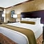 Best Western Plus Raton Hotel