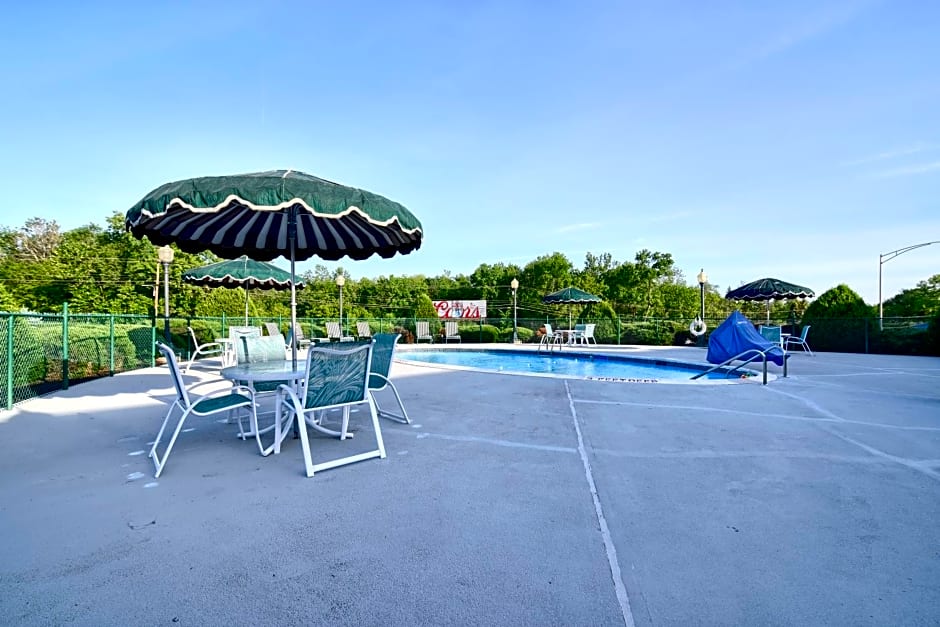 Roosevelt Inn & Suites Saratoga Springs