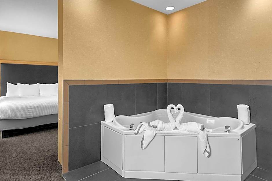 Cambria Hotel Columbus - Polaris