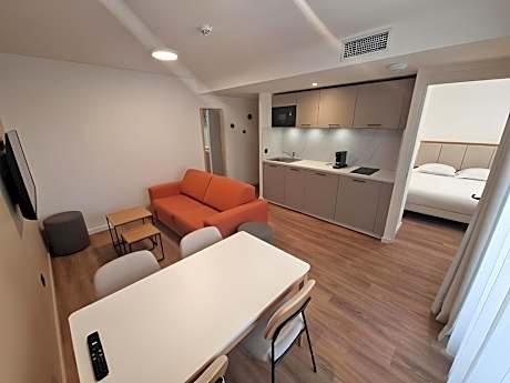 Superior Apartment with Balcony