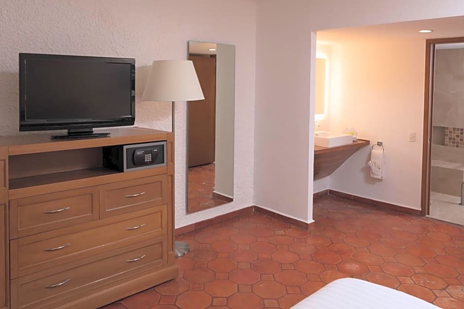 Holiday Inn Resort Ixtapa All-Inclusive