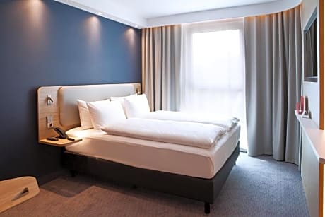 Double Room - Disability Access with Roll-in Shower