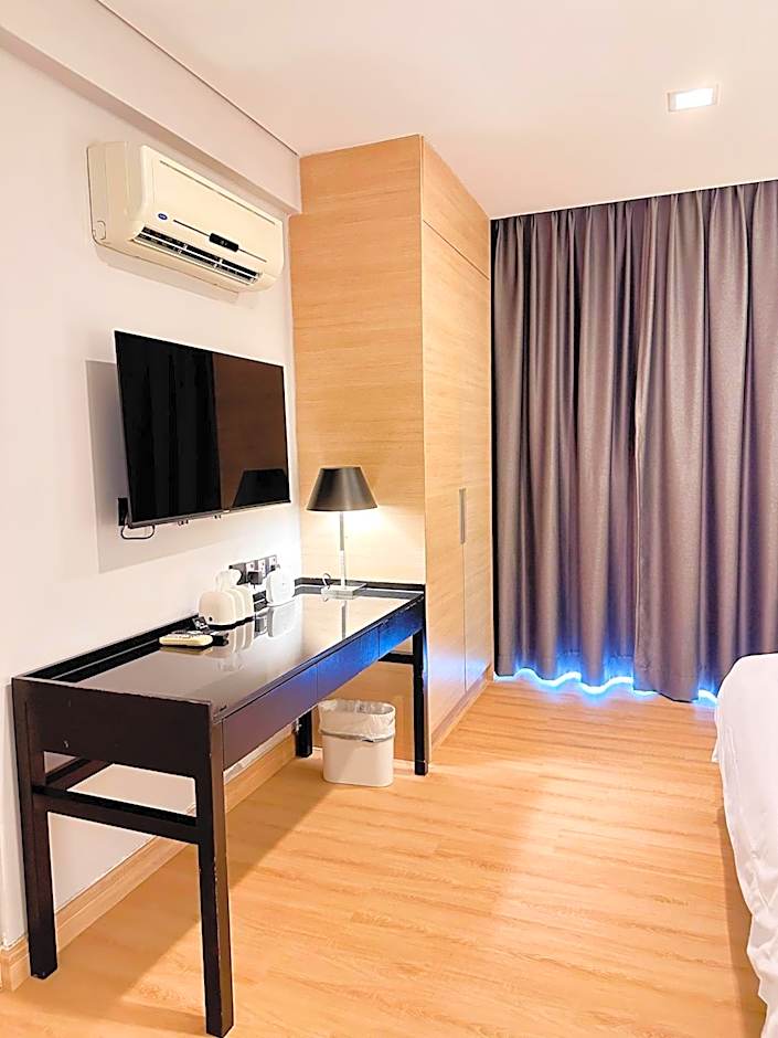 Straits Suite by C Homestay Malacca