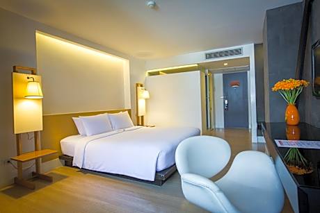 Deluxe Double or Twin Room