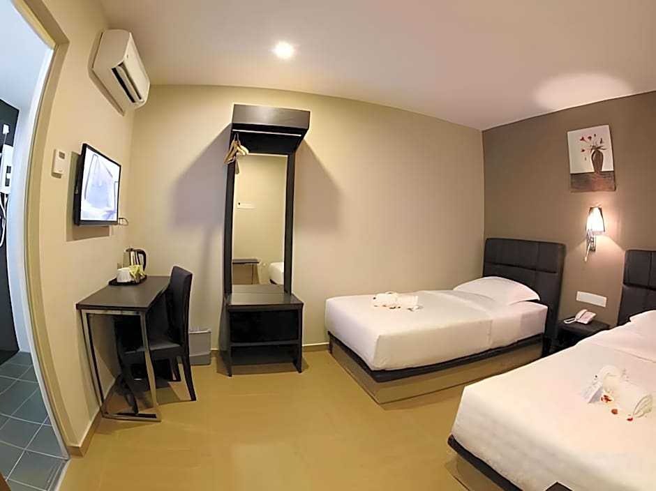 Gl Hotel