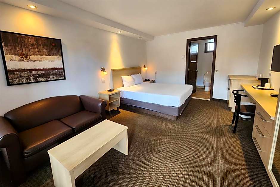 Ramada by Wyndham Laval