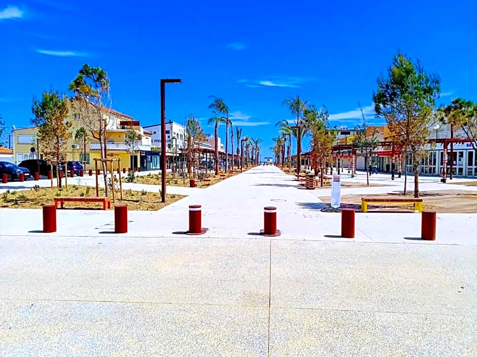 HOLIDAYLAND BAIE DES OLIVIERS VILLA 36m2 1chambre fermée 6 couchages ou VILLA 41M2 2chambres fermées 7 couchages