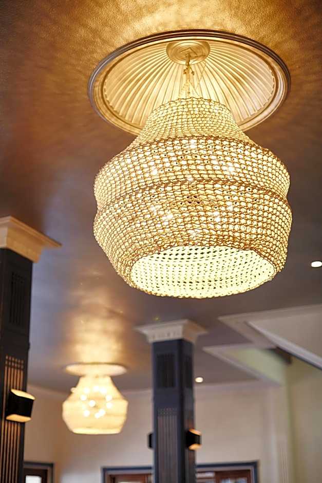 The Rose Hotel & Motel