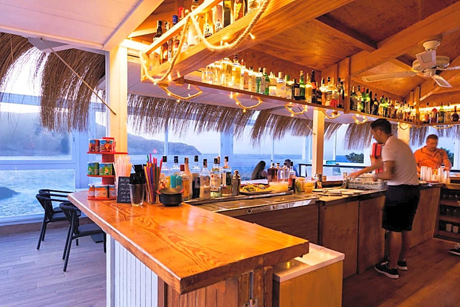 Parque Nereida Suites Hotel