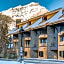 Peaks Hotel and Suites