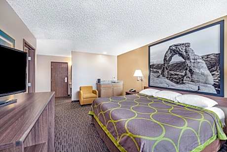 One-Bedroom Suite - Non-Smoking
