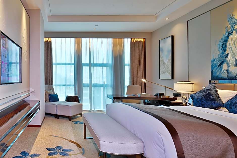 ANTHEA HOTEL