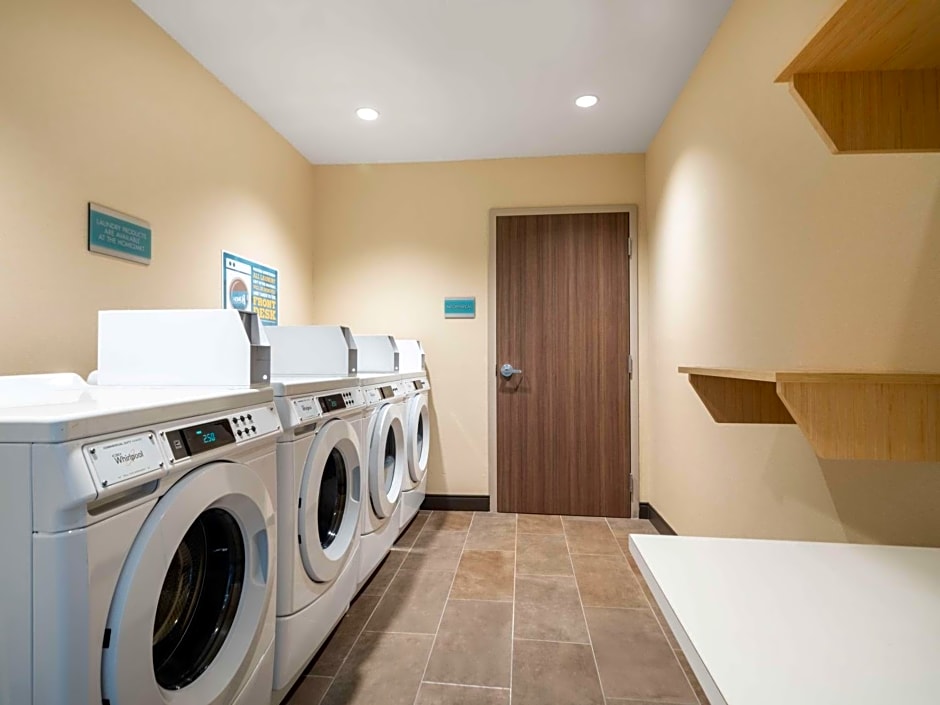 Home2 Suites by Hilton Santa Rosa Beach