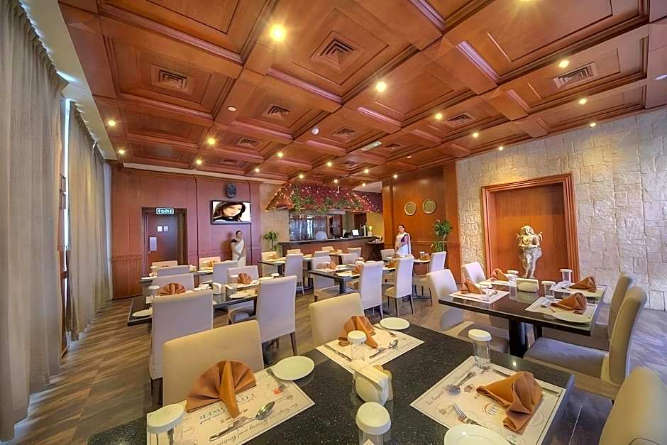City Tower Hotel