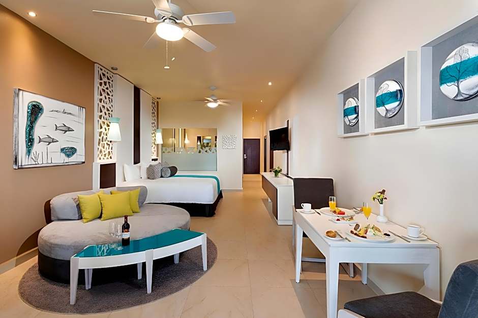 El Dorado Seaside Suites - Catamaran Cenote & More Inclusive- Adults Only