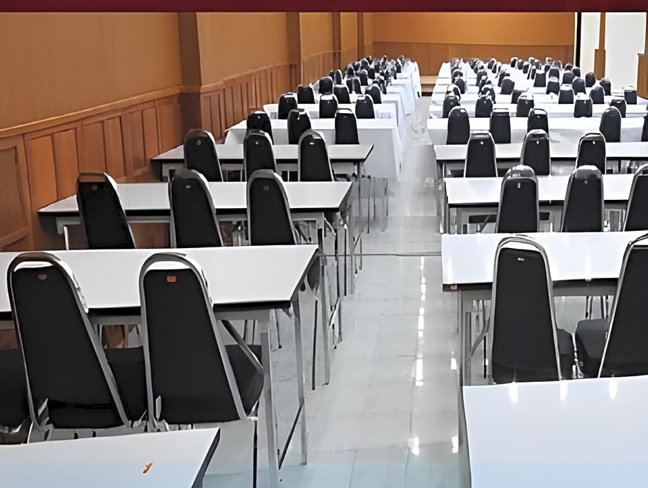 Piyaporn Hill Paradise Hotel