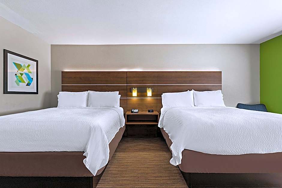Holiday Inn Express Hotel and Suites Okmulgee By IHG