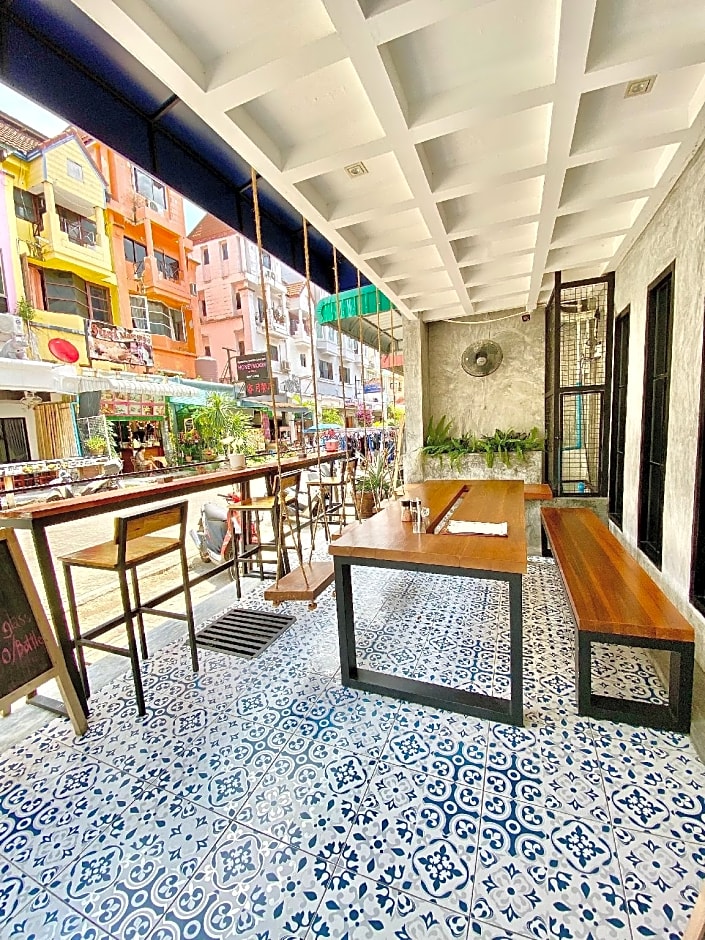 BE Baan Paradise Hotel