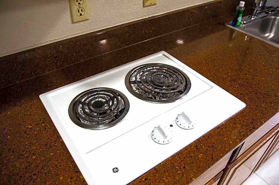 TownHouse Extended Stay Hotel Downtown
