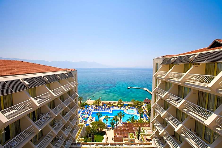 Fantasia Deluxe Hotel