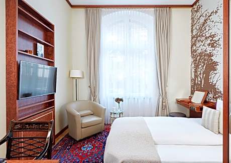 Business Plus Double Room