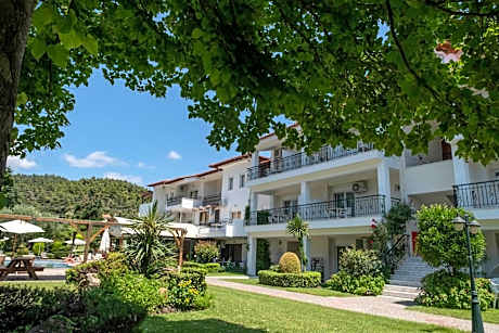 Aristides Hotel