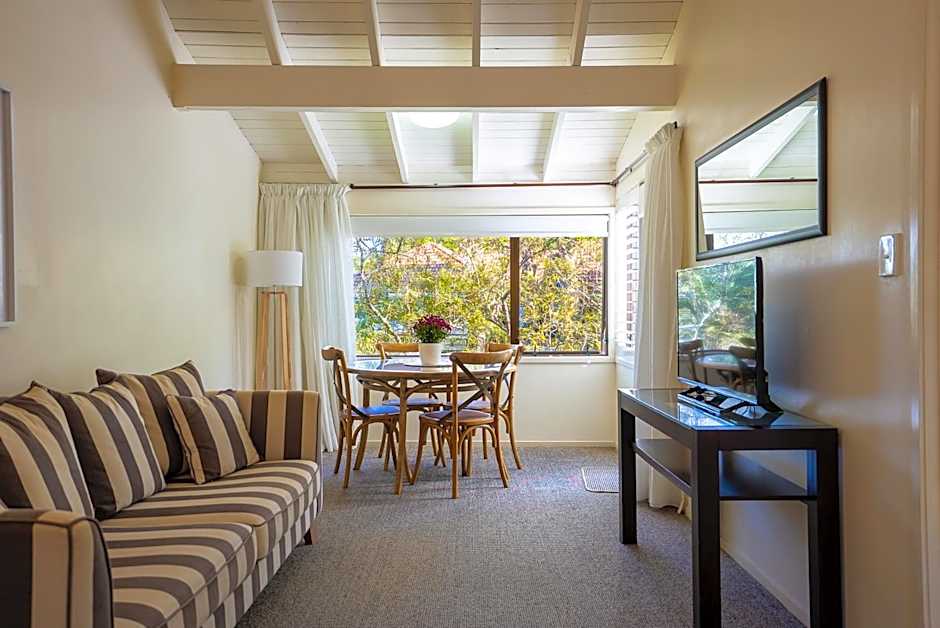 Emerald Inn on Takapuna Beach