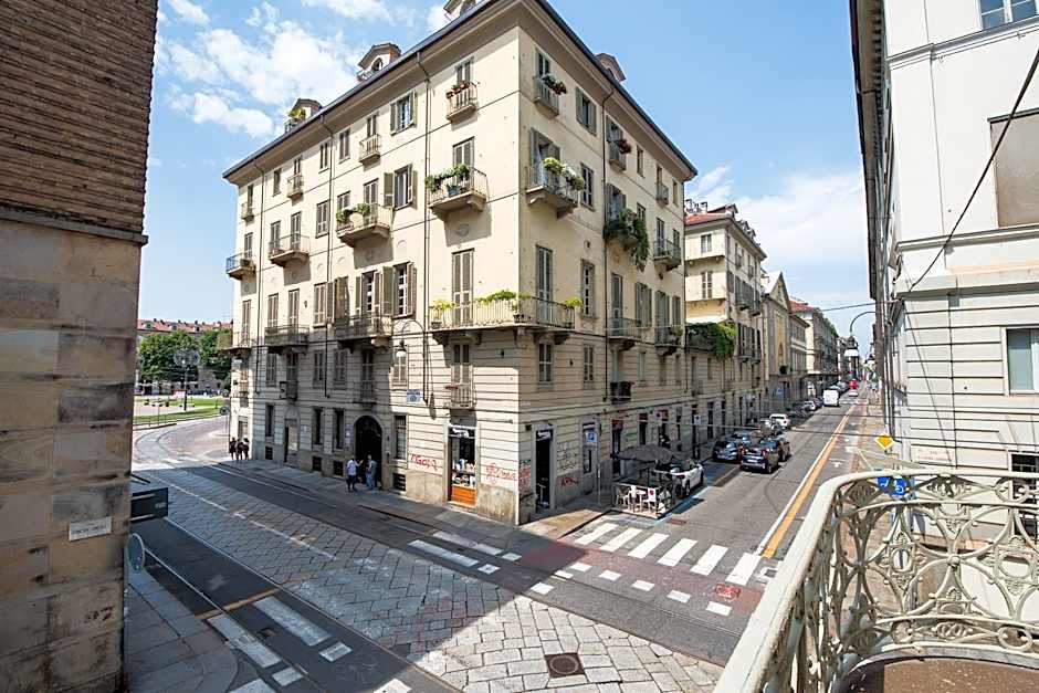 Carlina Palace by Varental