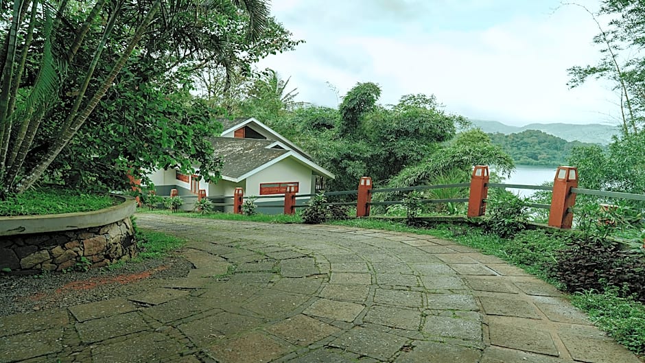 Wayanad Silver Woods Hotel
