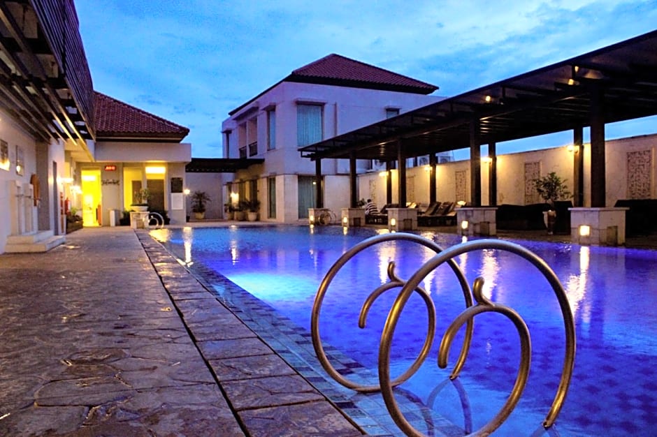 Grand Surya Hotel Kediri