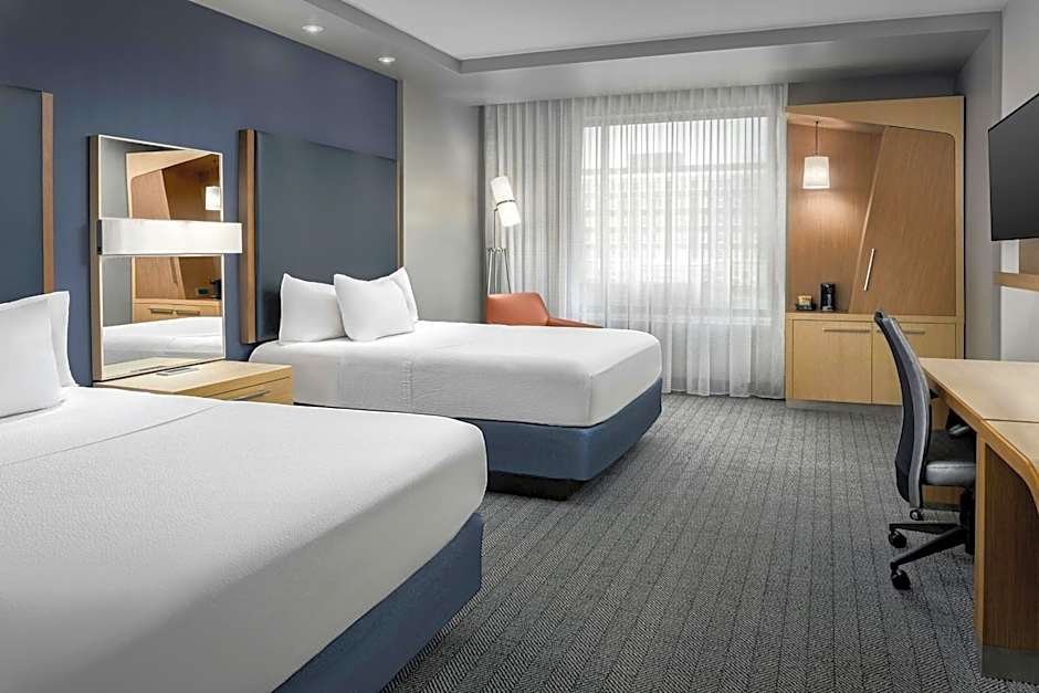 Courtyard by Marriott Muncie at Horizon Convention Center