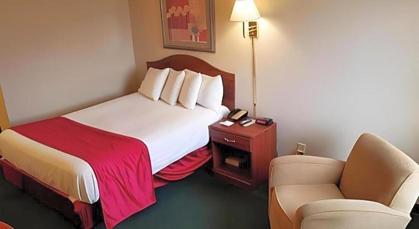 Americas Best Value Inn St. Louis South