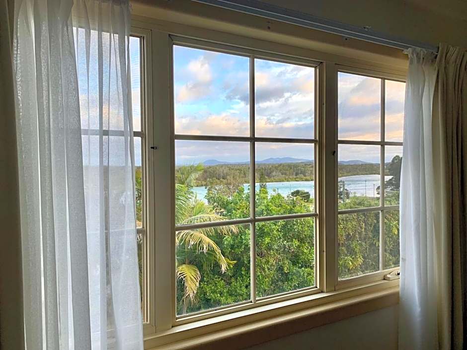 Riverview Boutique Motel