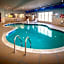 Holiday Inn Express & Suites Fairmont By IHG