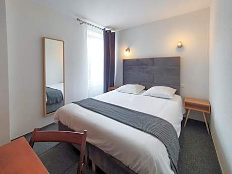 Hôtel Les Tilleuls de Pareloup à Salles-Curan