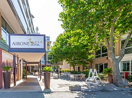 Hotel Airone