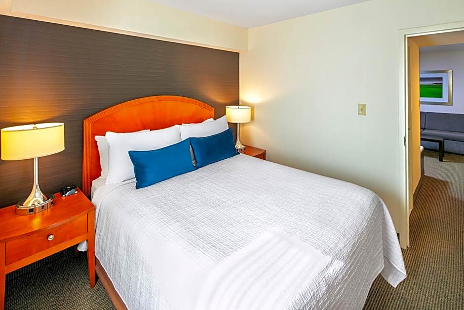 Cambridge Suites Hotel Halifax