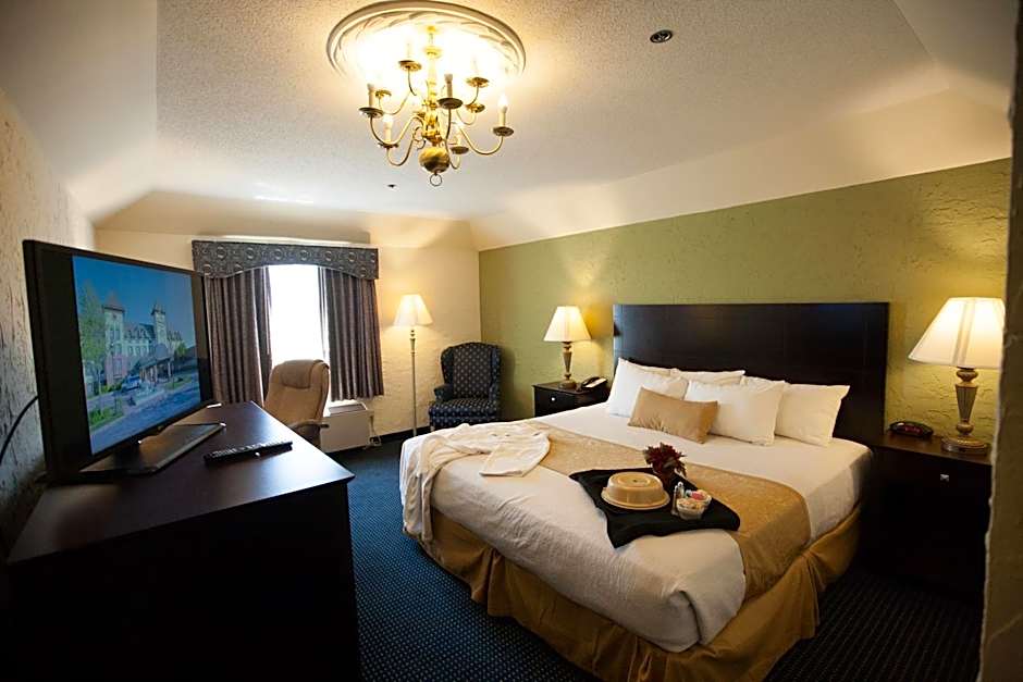 The Chateau Bloomington Hotel And Conference Center