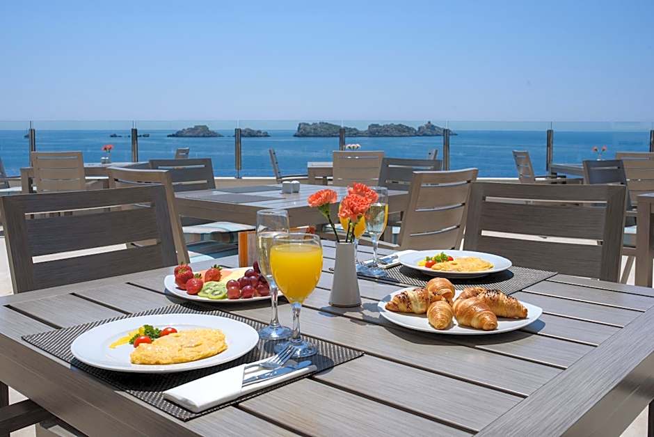 Royal Neptun Hotel