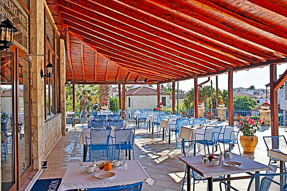 Stratos Hotel