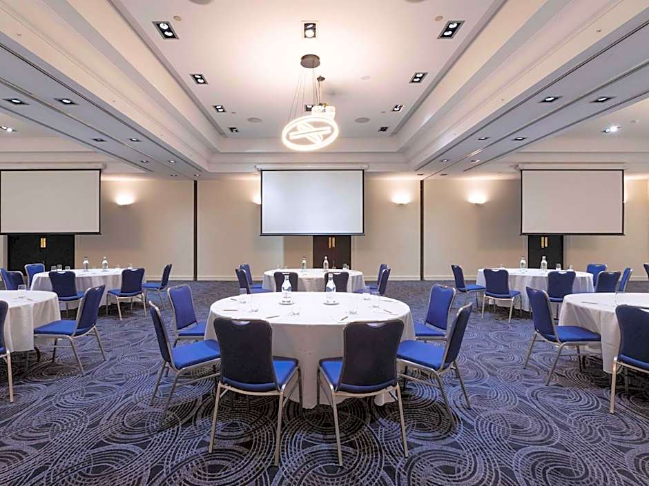 Novotel Melbourne Glen Waverley Hotel