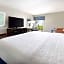 Hampton Inn By Hilton Naples-Central, Fl