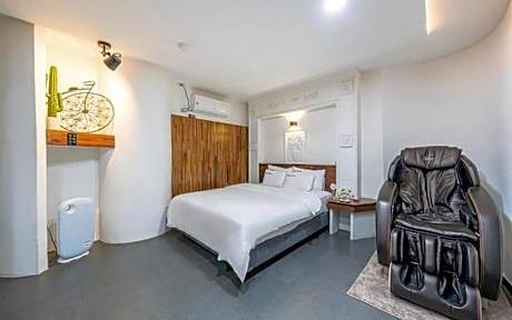 Gongju Renaissance Hotel