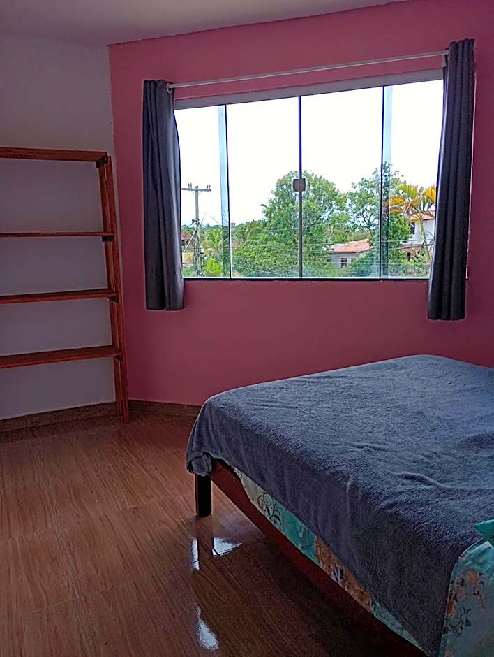 Casa inteira con piscina compartilhada
