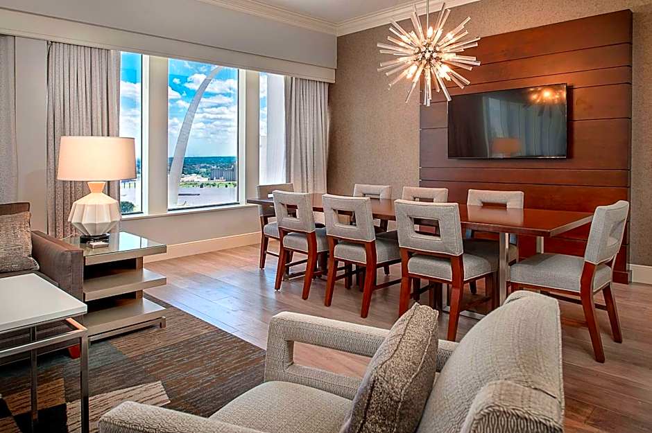 Hilton St. Louis At The Ballpark