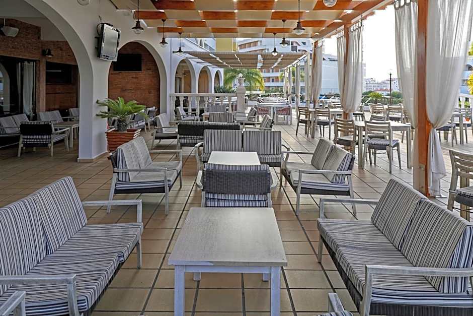 Aparthotel Paladim & Alagoamar