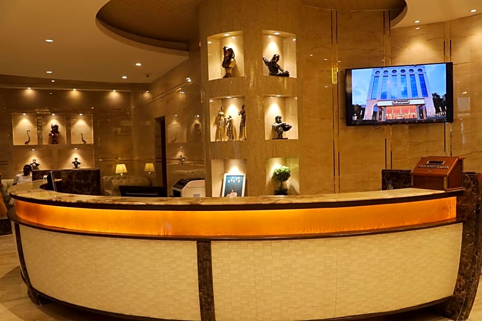Quality Inn Sabari Hotel