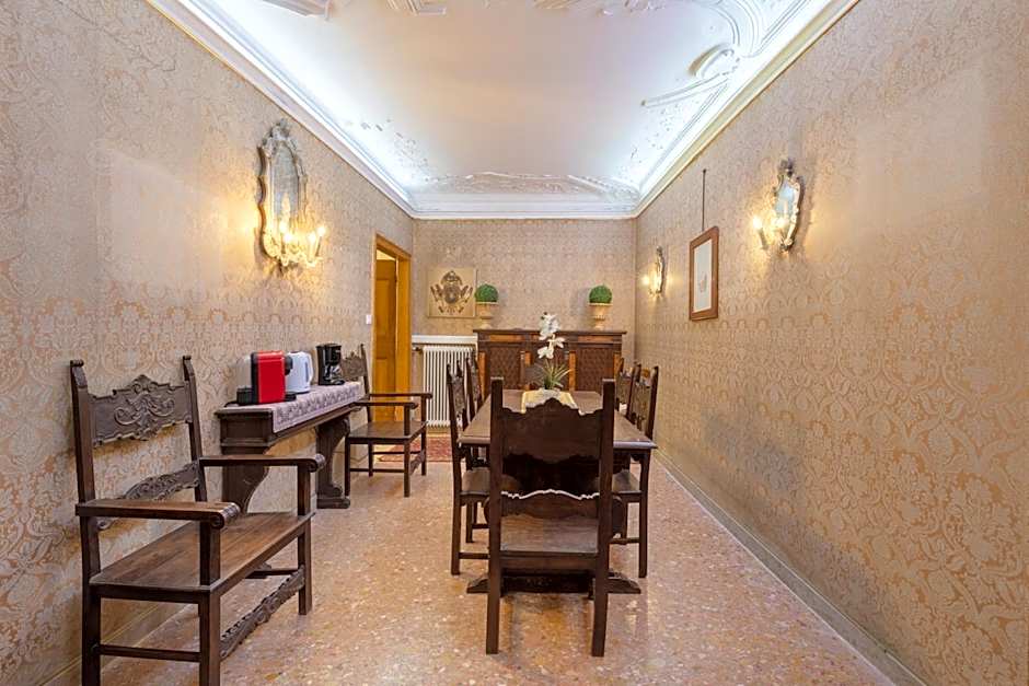 Hotel Mezzo Pozzo